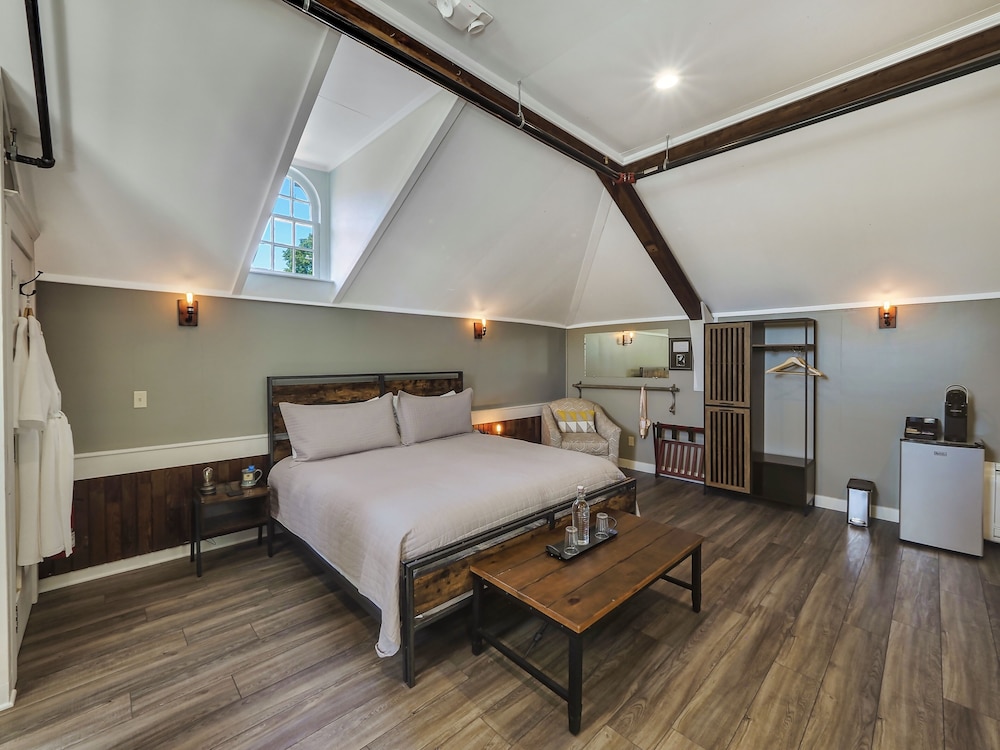 Hayloft II photo 3
