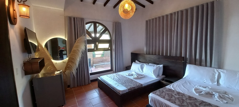 Superior Room, Multiple Beds photo 2