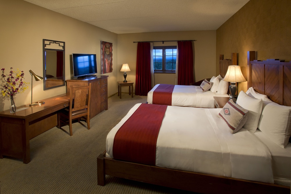 Deluxe Room, 2 Double Beds (Deluxe Double) - Photo 1