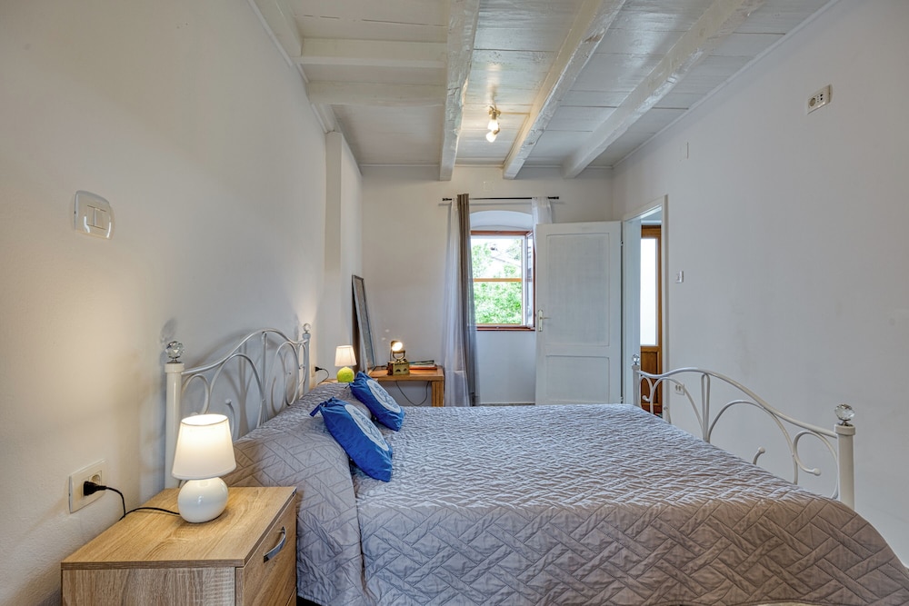 Family Apartment, Multiple Bedrooms (Casa Lussingrande)