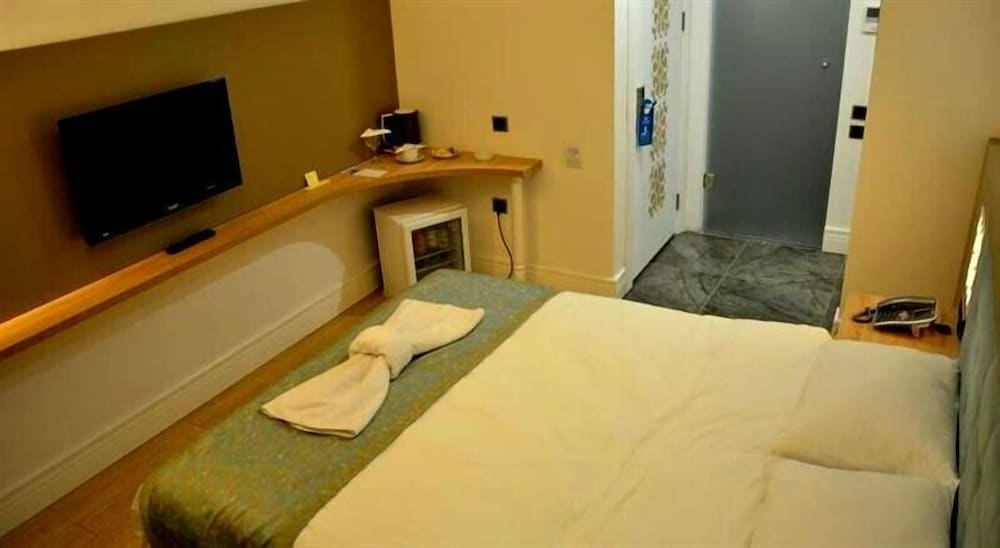 Standard Double Room photo 3
