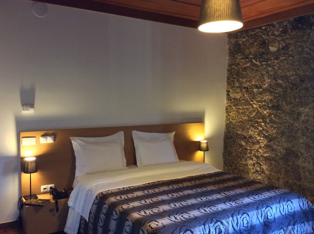 Superior Double or Twin Room, Jetted Tub - Photo 23
