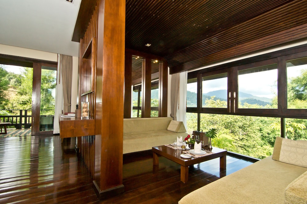 Mountain Deluxe Room - Photo 8