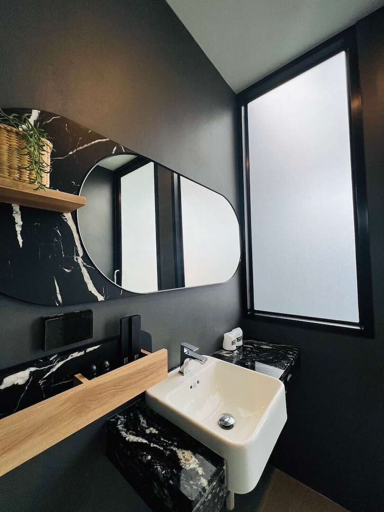 Superior Twin Room - Photo 3