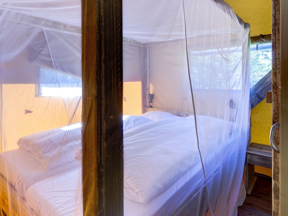 Classic Tent, 3 Bedrooms photo 1