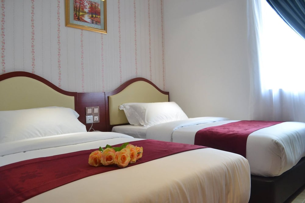 Family Triple Room - Photo 1