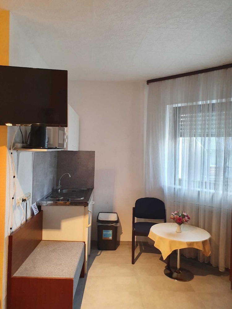 Triple Room - Photo 4