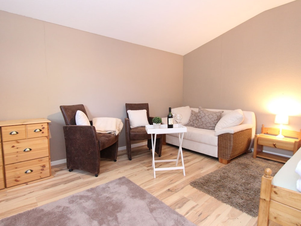 Apartment photo 2