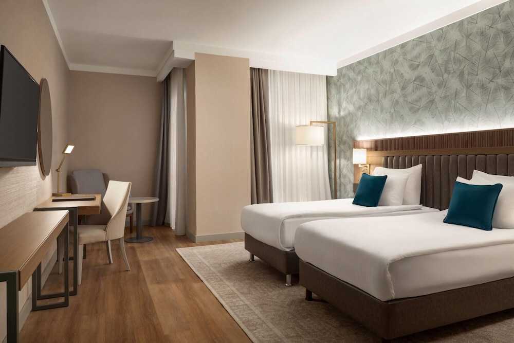 Standard Room, Multiple Beds, Non Smoking (Inside Hall) photo 1