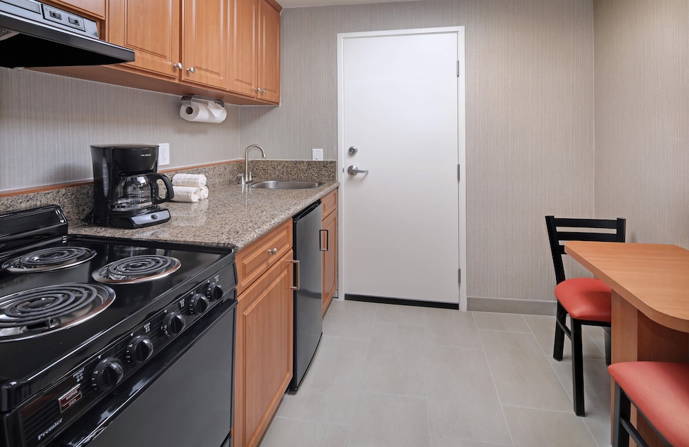 2 Queens with Kitchen - Photo 3