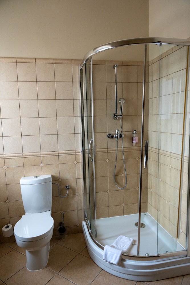 Standard Double or Twin Room - Photo 31