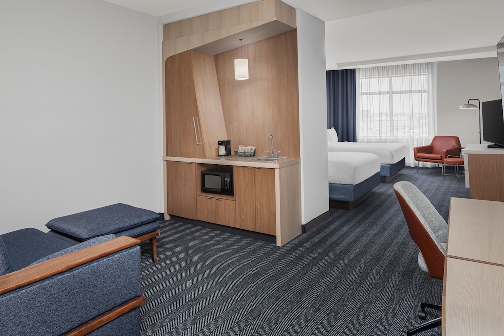 Suite, 1 Bedroom photo 1