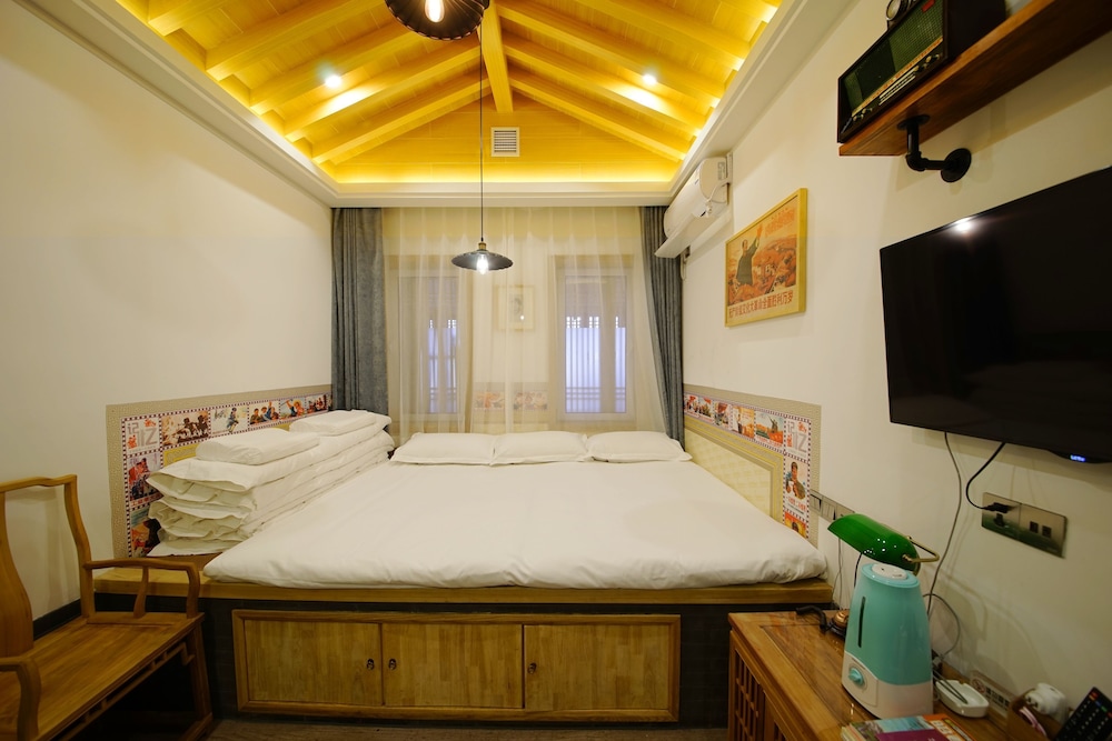 Grand Triple Room