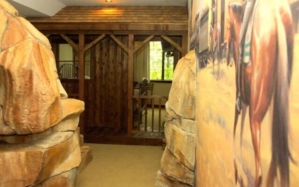 Jesse James photo 1