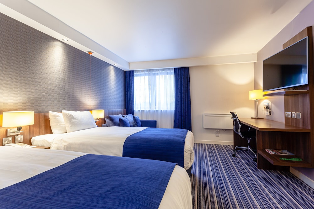 Room, Multiple Beds, Accessible - Photo 1