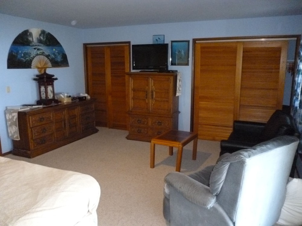 Deluxe Room, Ocean View (The Pacific Room)