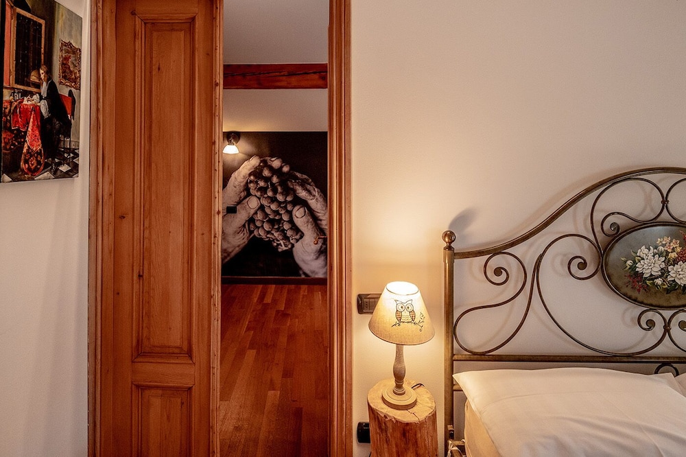 Quadruple Room - Photo 7