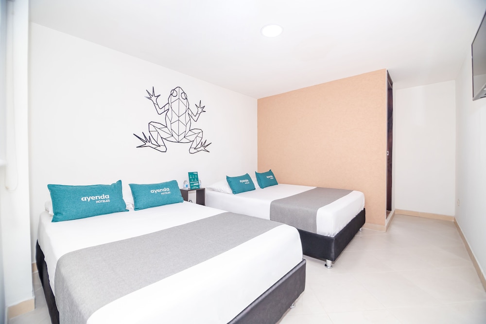 Economy Triple Room photo 1