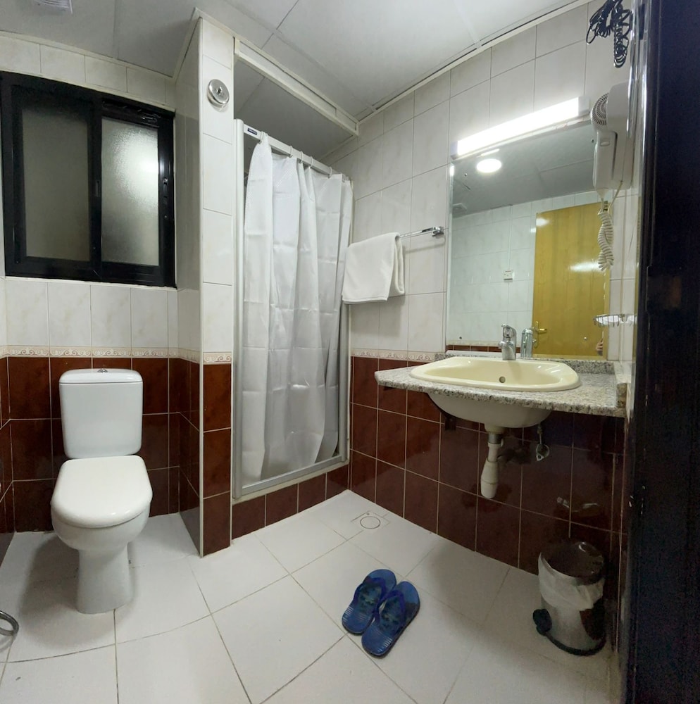 Standard Triple Room photo 3