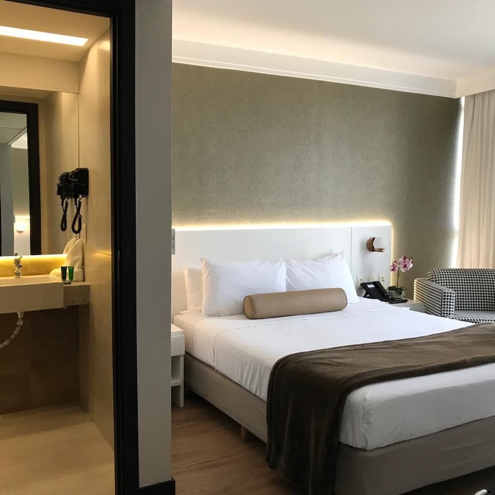 Deluxe Double Room, 1 Double Bed - Photo 8