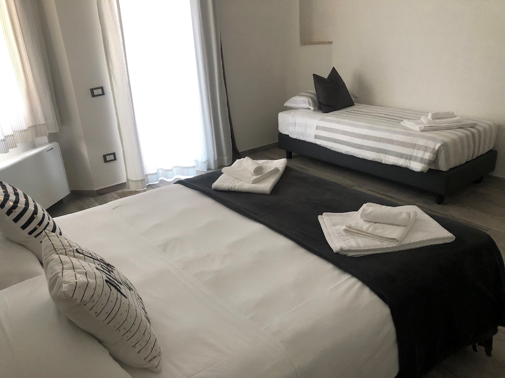 Comfort Triple Room - Photo 2