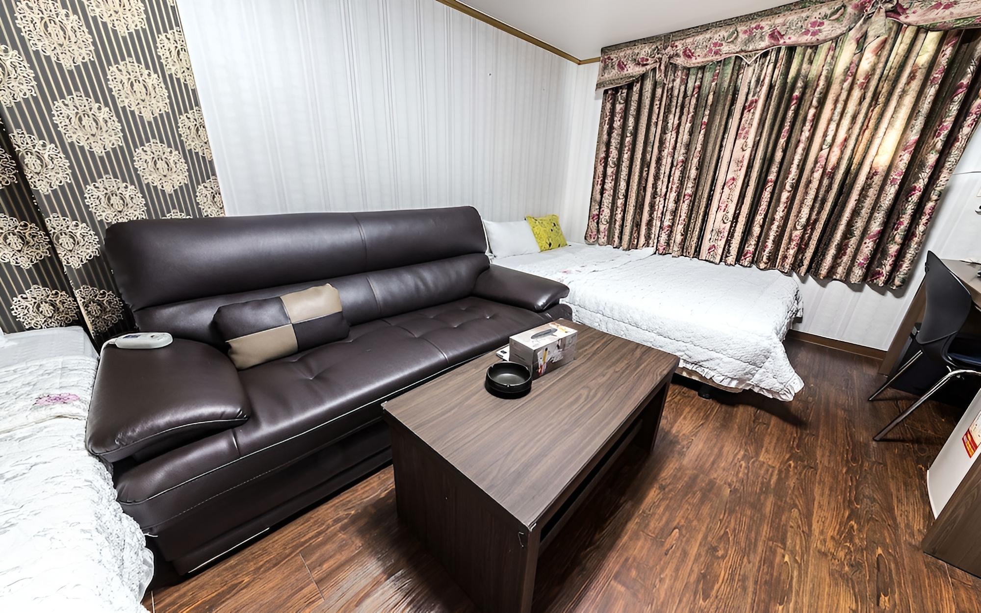 Room (Western-style room) - Photo 3