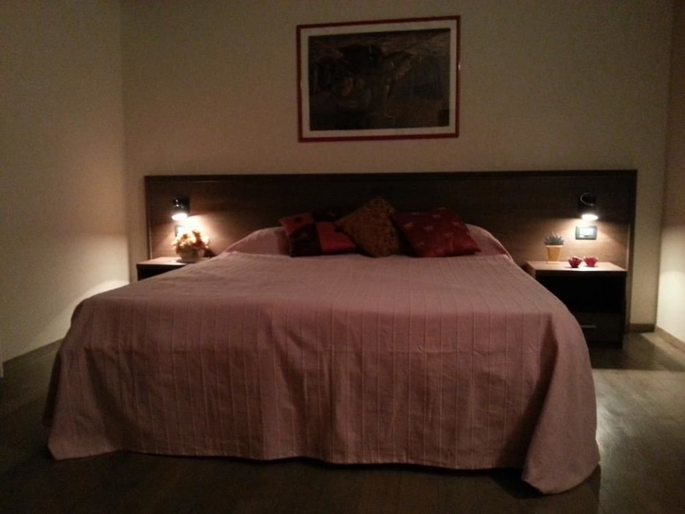 Suite, Mountain View photo 1