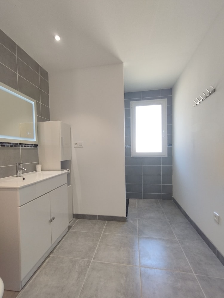 Design House, 3 Bedrooms photo 2