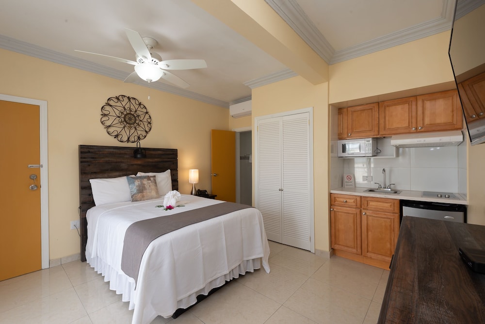 Standard Studio Suite, Ocean View