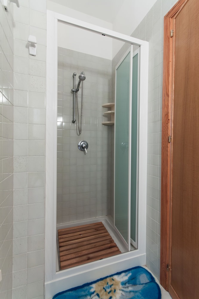 Apartment, 2 Bedrooms, Patio photo 2