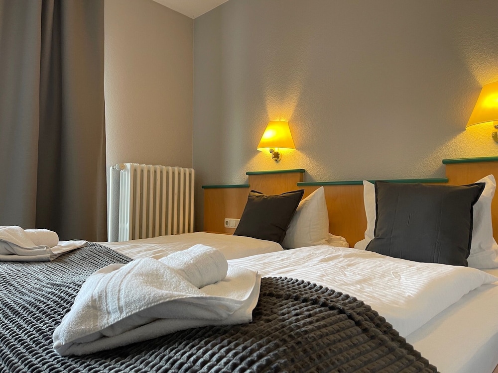 Double Room, Balcony, Garden View