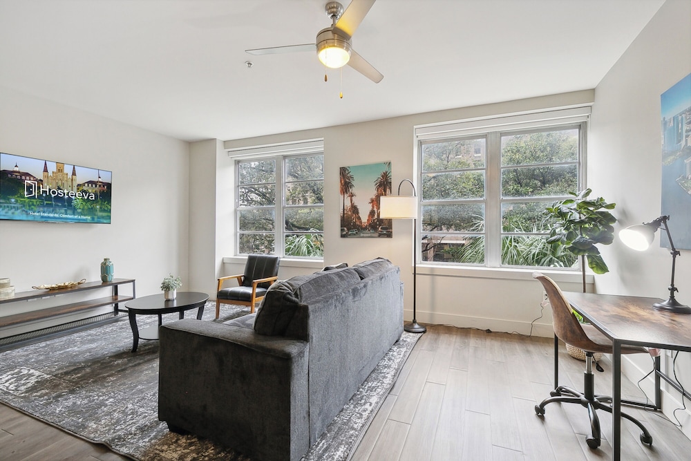 Luxury Condo, 1 Bedroom
