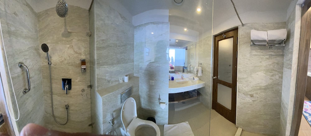 Premier Room (Premier Valley View) - Photo 4