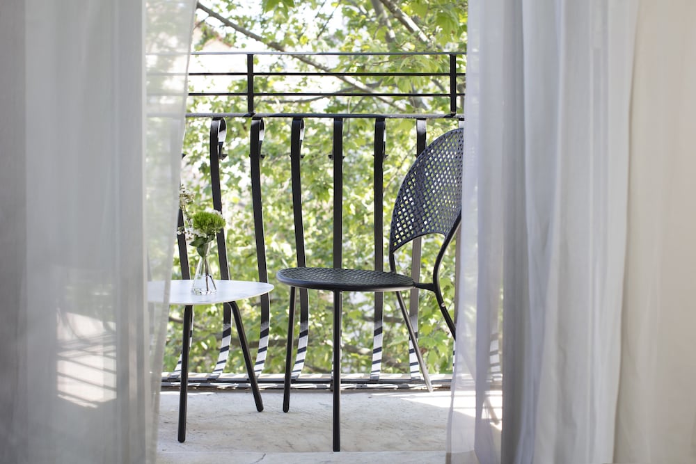 Premium Room, 1 King Bed, Balcony