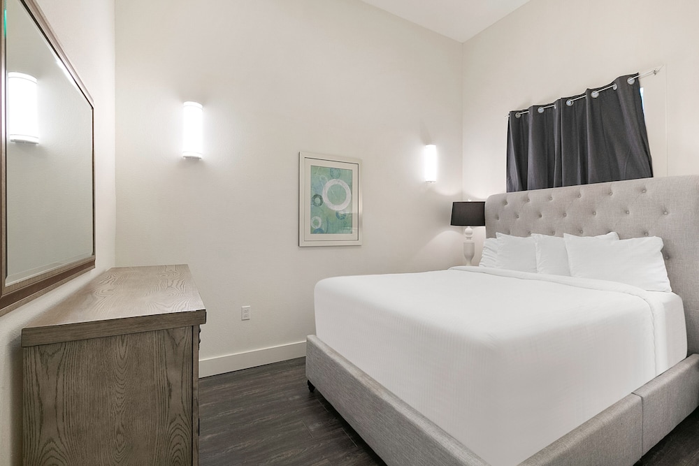 Signature Apartment, 2 Bedrooms, Non Smoking
