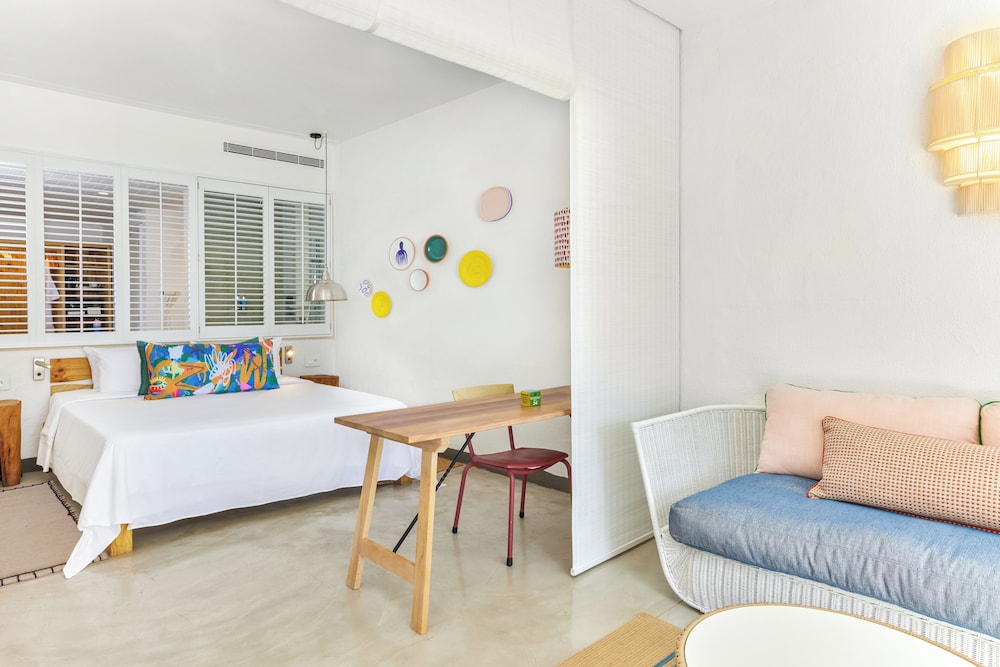 Junior Suite, Beachfront (couple)