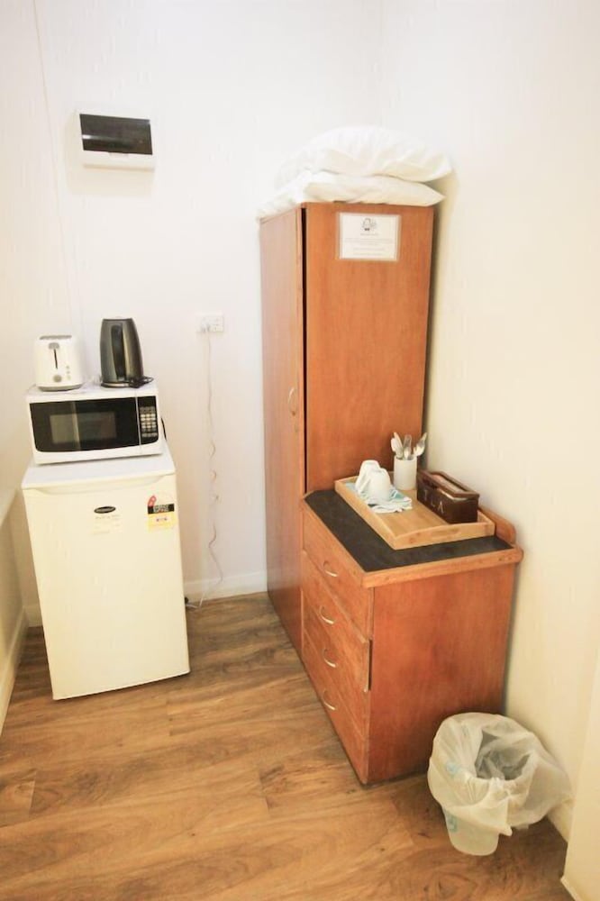 Standard Double Room, 1 Queen Bed, Ensuite photo 3