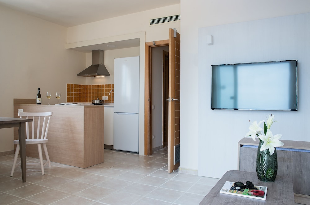 Standard Apartment, 1 Bedroom, Balcony - Photo 12