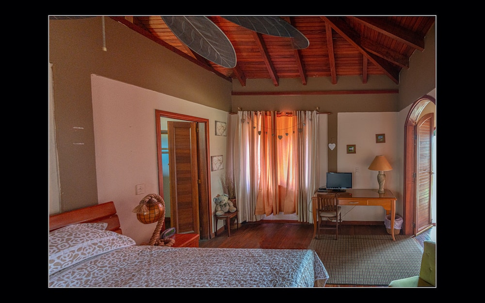 Honeymoon Suite, 1 King Bed, Balcony, Pool View photo 1