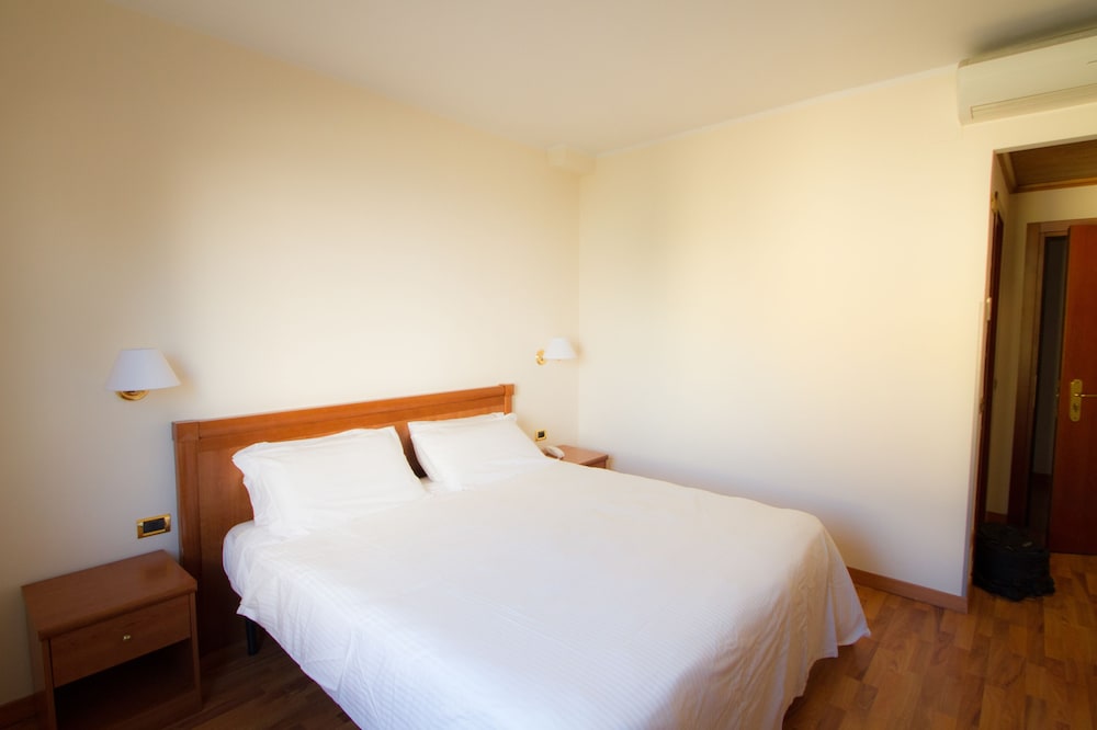 Classic Double or Twin Room