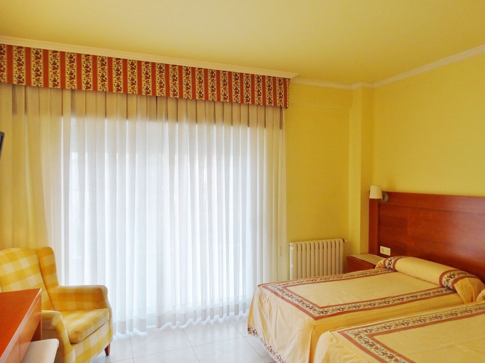 Double Or Twin Room photo 2