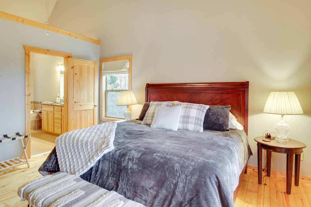 House (4 Bedrooms) photo 1