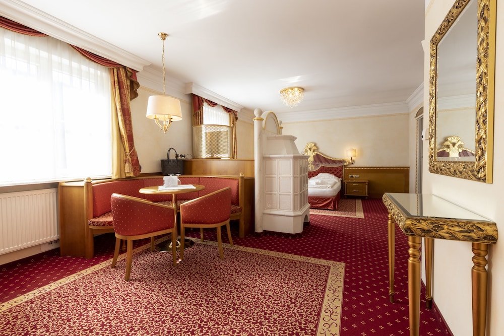 Deluxe Double Room, 1 Bedroom, Refrigerator photo 2