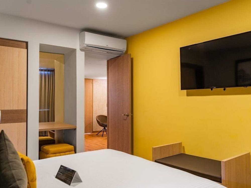Superior Suite, 2 Bedrooms, Non Smoking, Hot Tub