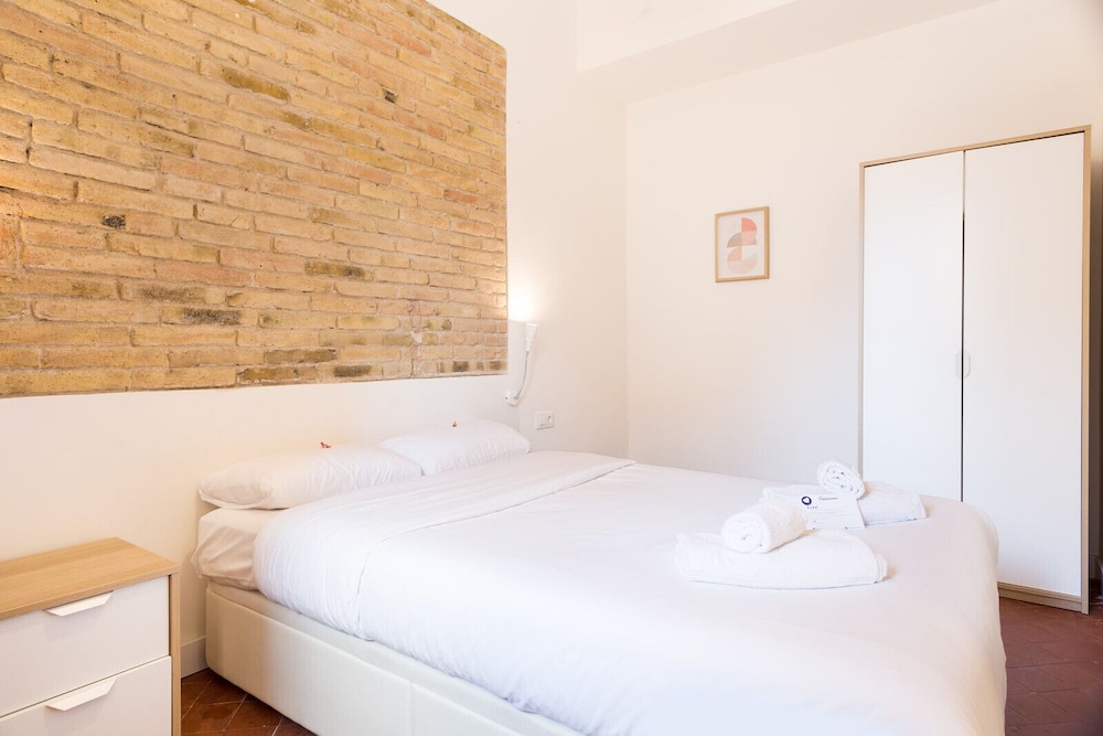 Apartment, 1 Bedroom, Balcony (Calle Santa Eulalia 91 - 1.2)