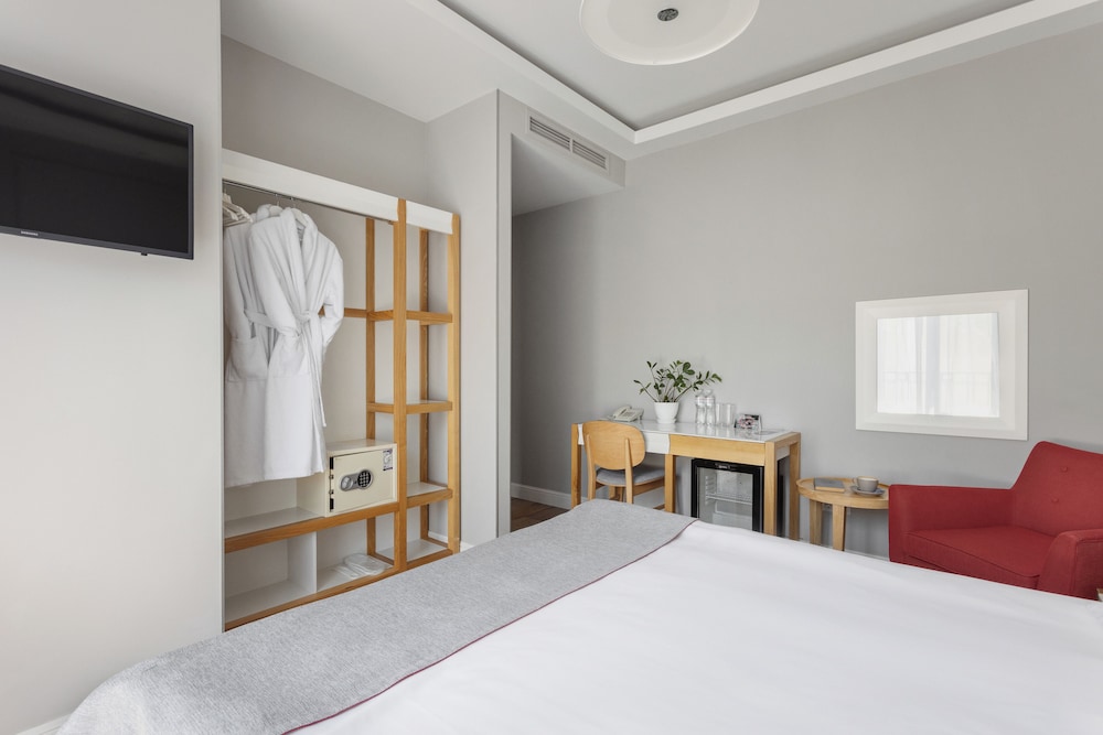 Superior Double Room photo 2