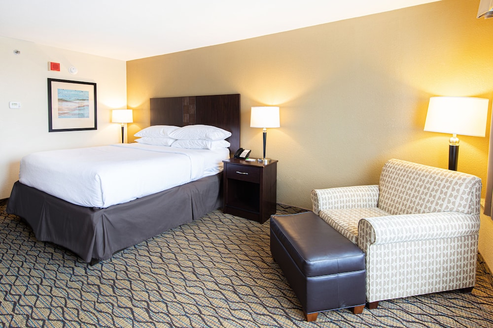 Premium Room, 1 King Bed - Photo 2