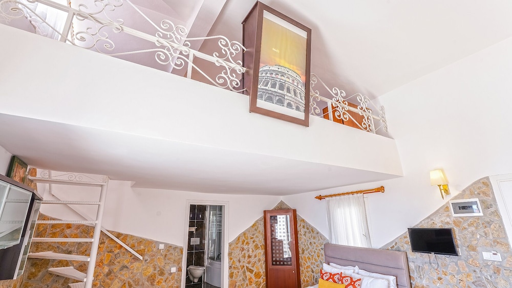 Family Duplex, Sea View
