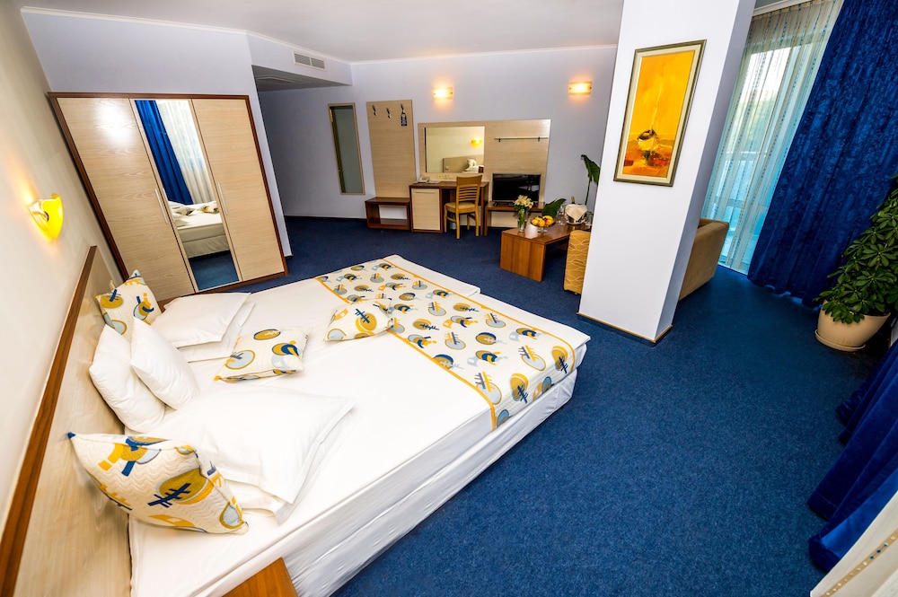 Studio Suite photo 1