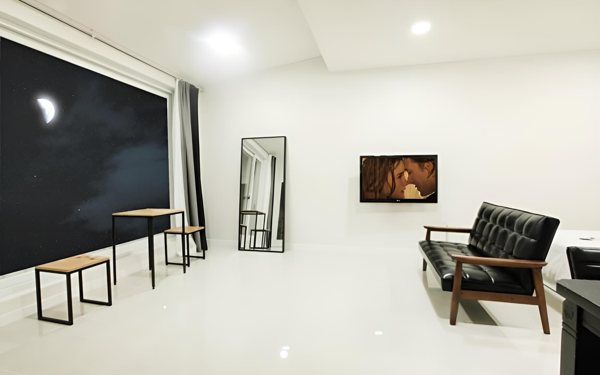 Room (Jasmine (2nd floor ocean view)) - Photo 4
